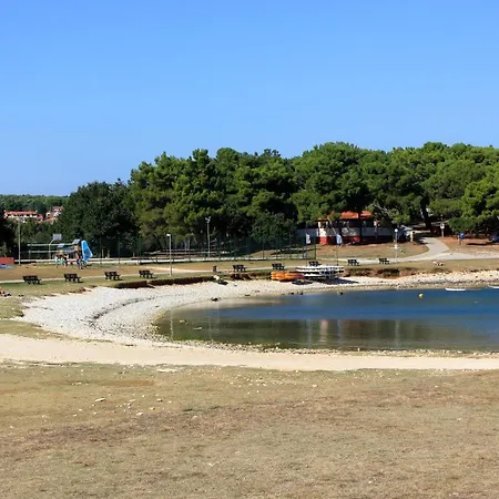 House With A Swimming Pool Premantura, Medulin - 25859 בית נופש פולה